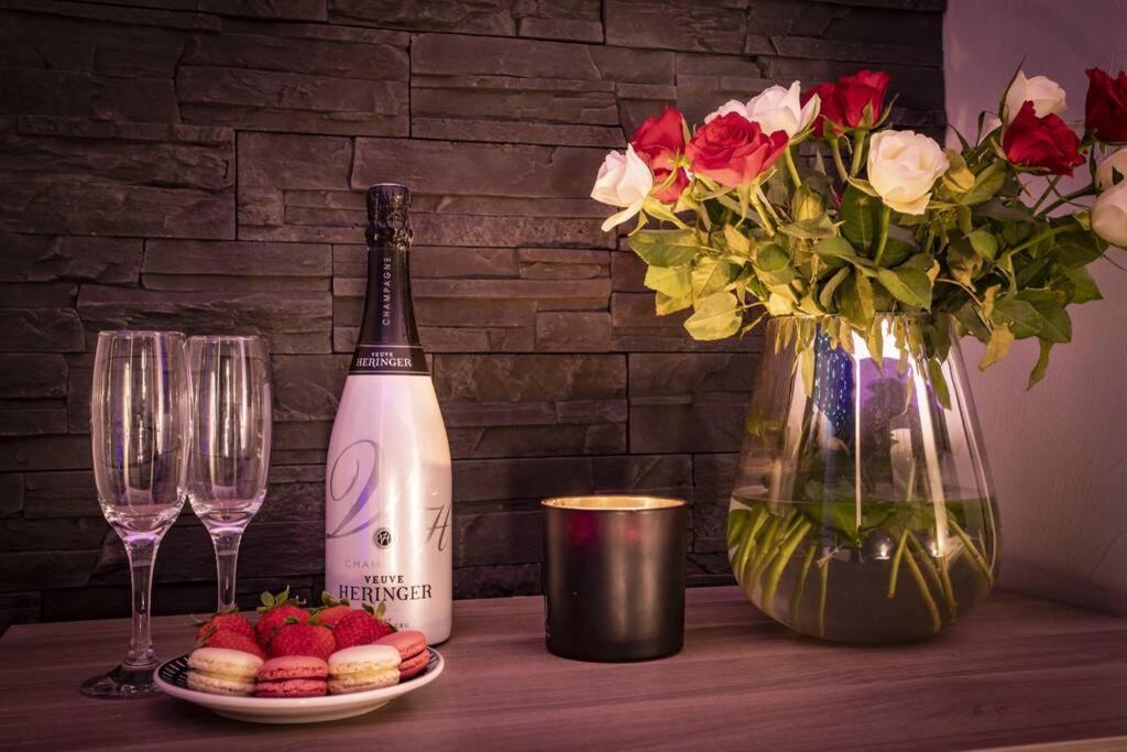 Le Chalet Zen Love Foucherans  Exterior foto